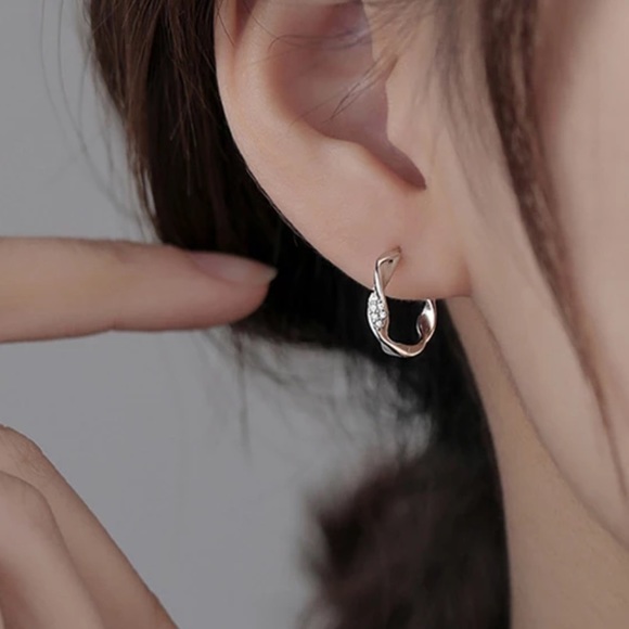 🌟 Hoop earrings sterling silver - Picture 2 of 3